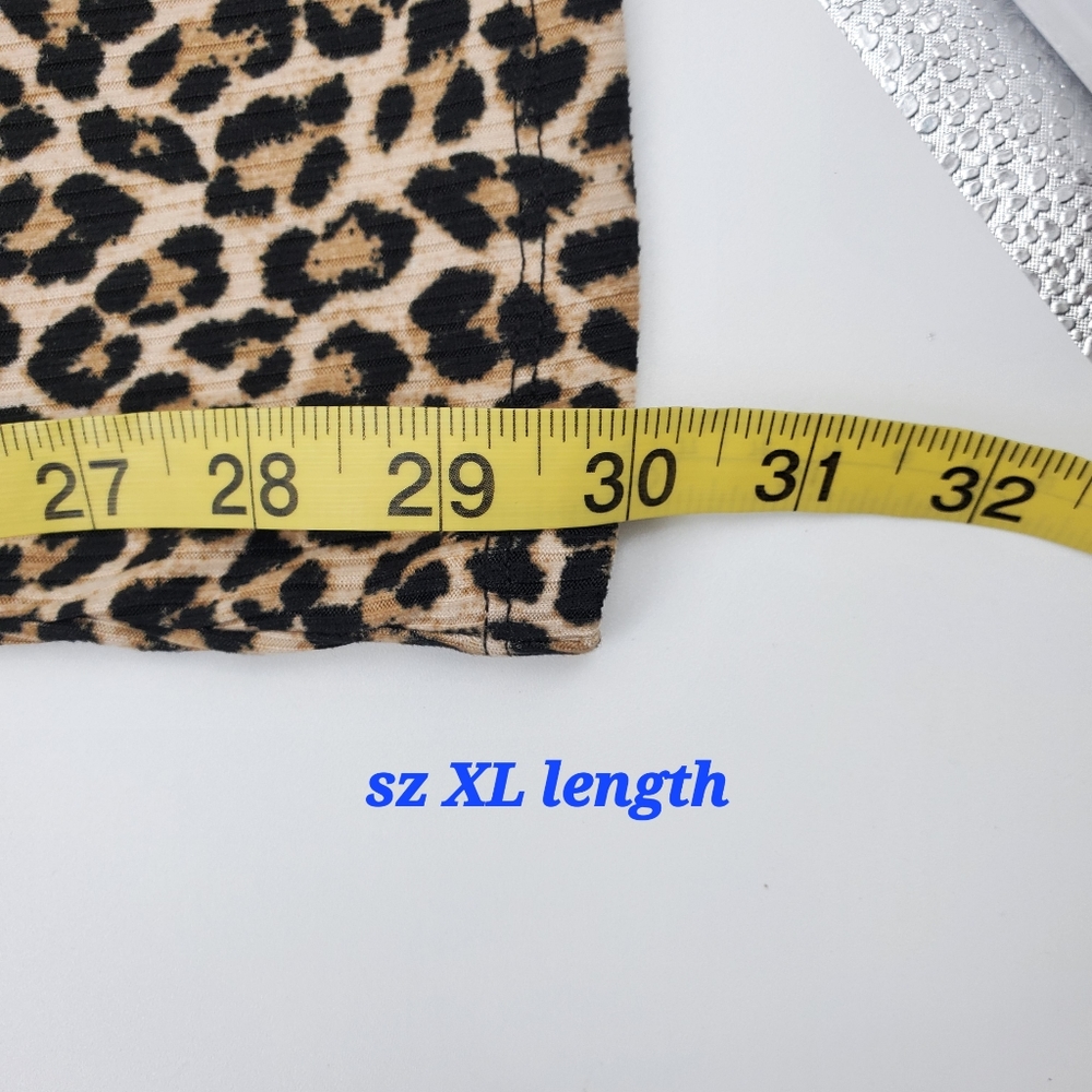 Vibe 2 pc cheetah print tank top and pant. - Picture 9 of 12
